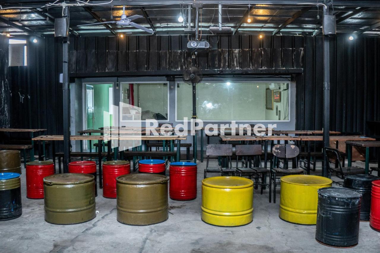 Jabrix Hotel Mitra Reddoorz Bandung Kültér fotó