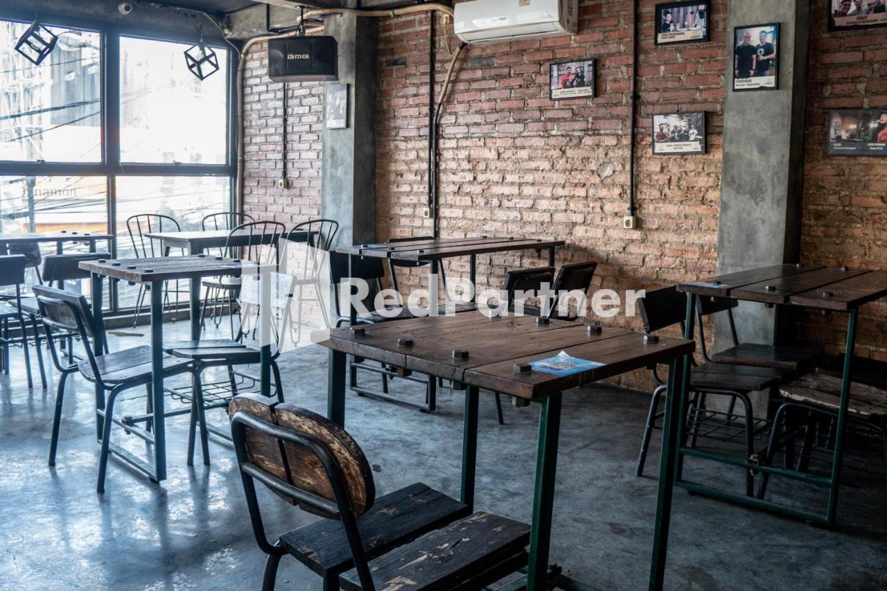Jabrix Hotel Mitra Reddoorz Bandung Kültér fotó