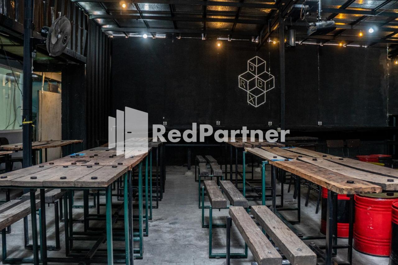 Jabrix Hotel Mitra Reddoorz Bandung Kültér fotó