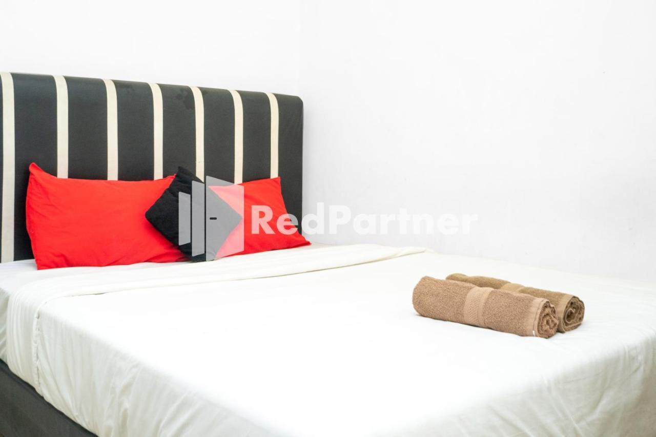 Jabrix Hotel Mitra Reddoorz Bandung Kültér fotó