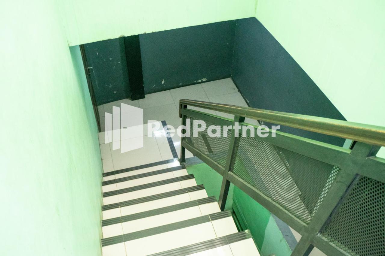 Jabrix Hotel Mitra Reddoorz Bandung Kültér fotó