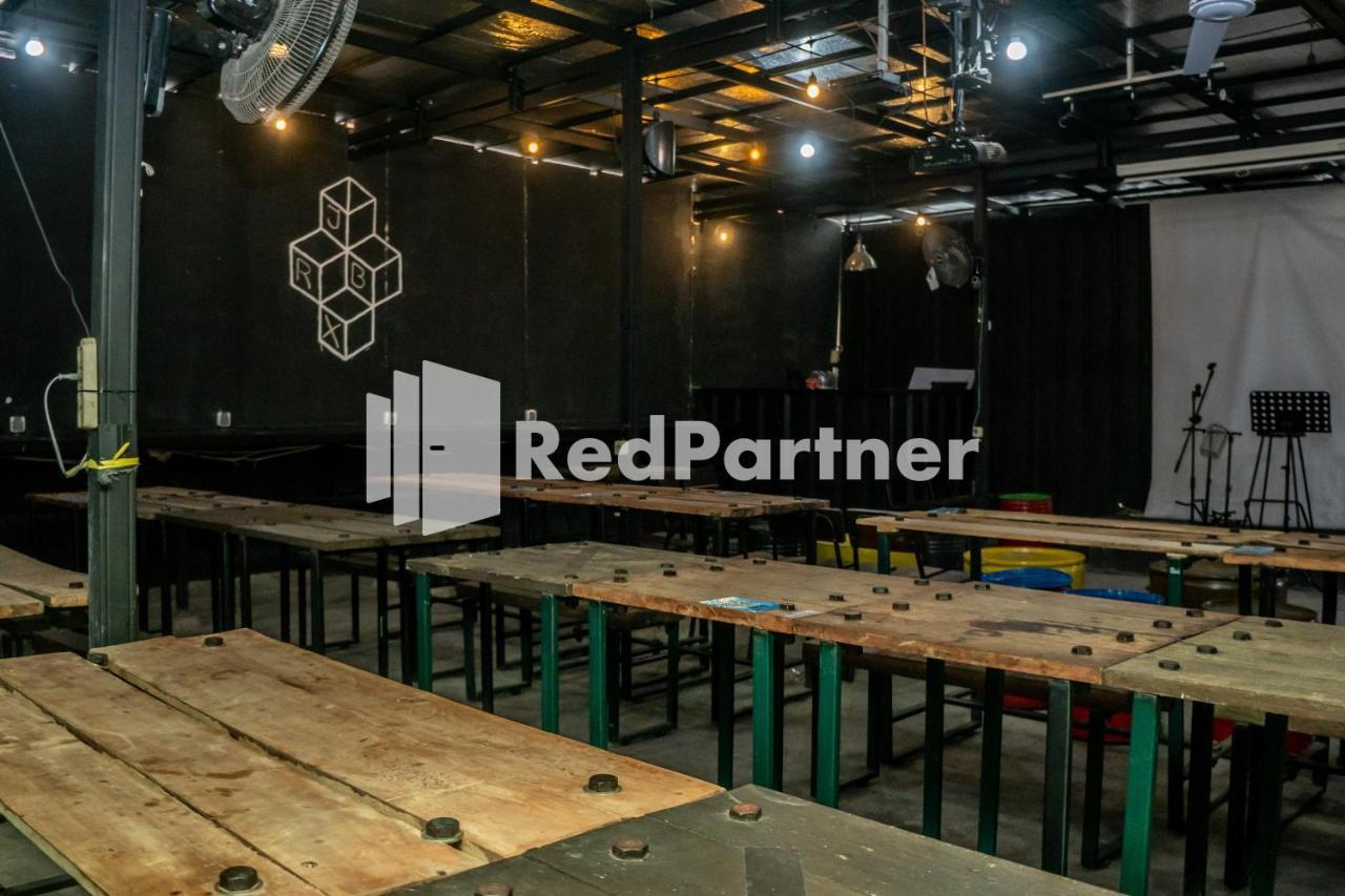 Jabrix Hotel Mitra Reddoorz Bandung Kültér fotó