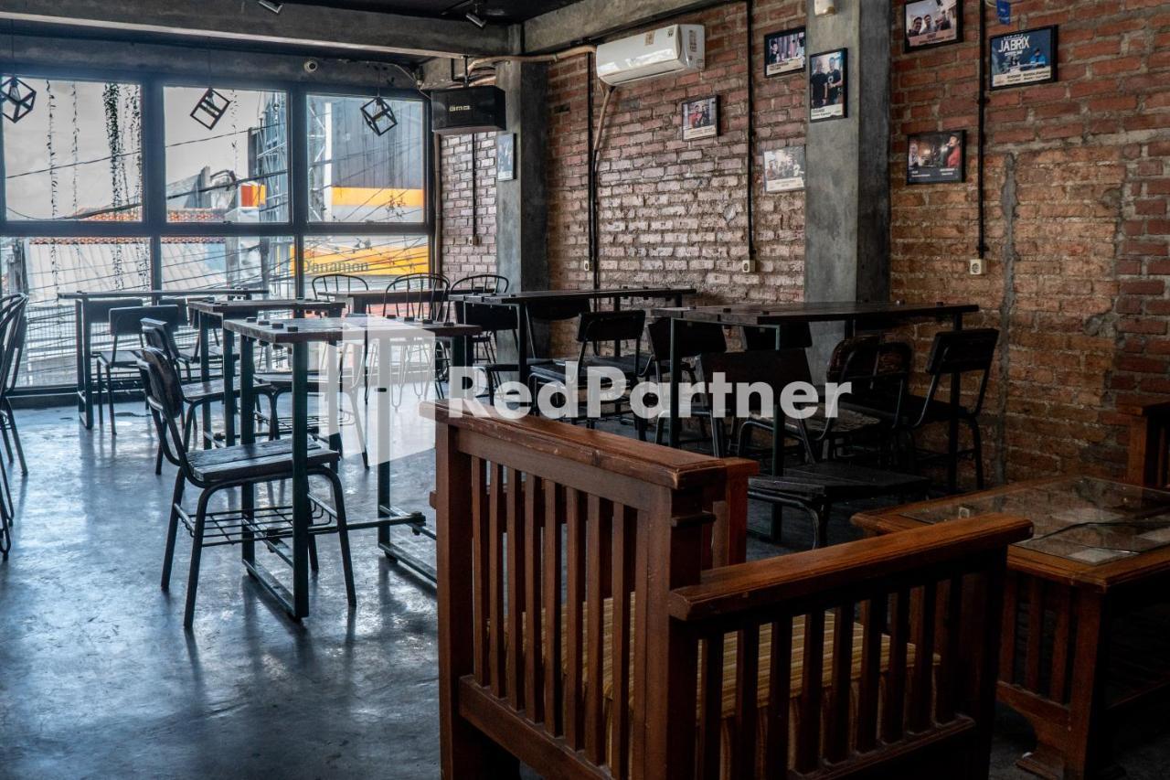 Jabrix Hotel Mitra Reddoorz Bandung Kültér fotó